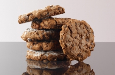 gb60183_triple_chocolate_cookies