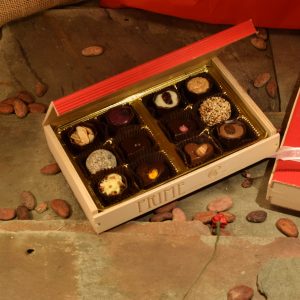 Box (12 chocolates  ) SKU:220.010