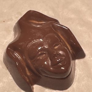 Princess Beatrice Praline Dark 62%