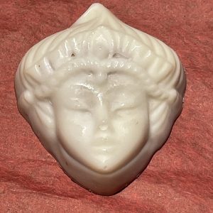 Princess Isabelle Praline White 36%