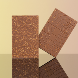 Milk Chocolate Bar with Caramelised Sesame Wasabi (CA15341)